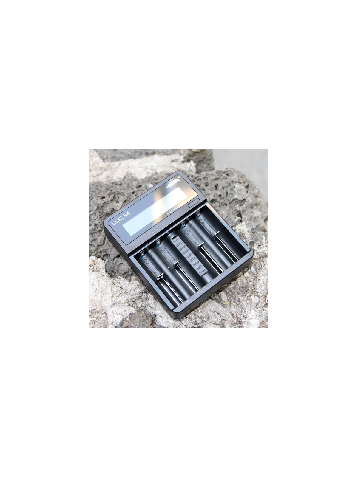 CHARGEUR LUC V4 - EFEST-Ecigarettes-alavape.com